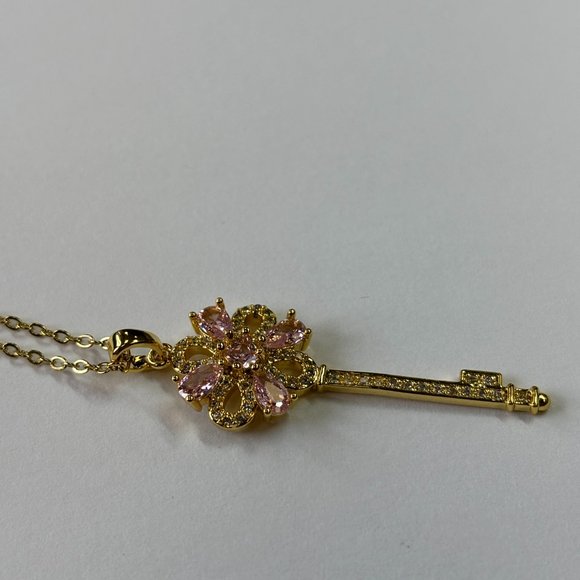 Gold 2 ct Zircon and Rose Quartz Pendant Necklace - Picture 17 of 17